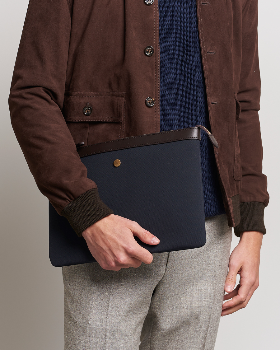Men | Bags | Mismo | M/S Nylon Pouch Large Navy/Dark Brown