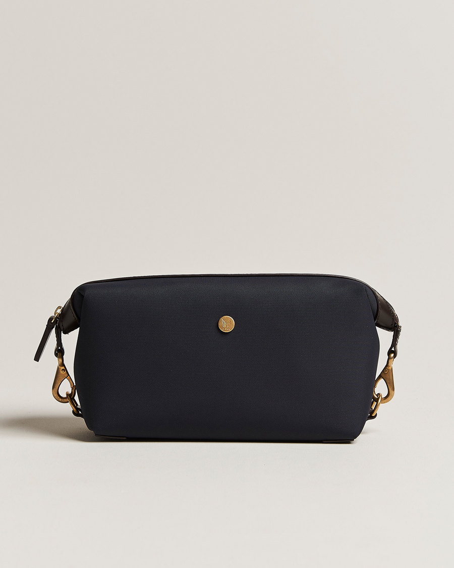 Men | Bags | Mismo | M/S Nylon Washbag Navy/Dark Brown