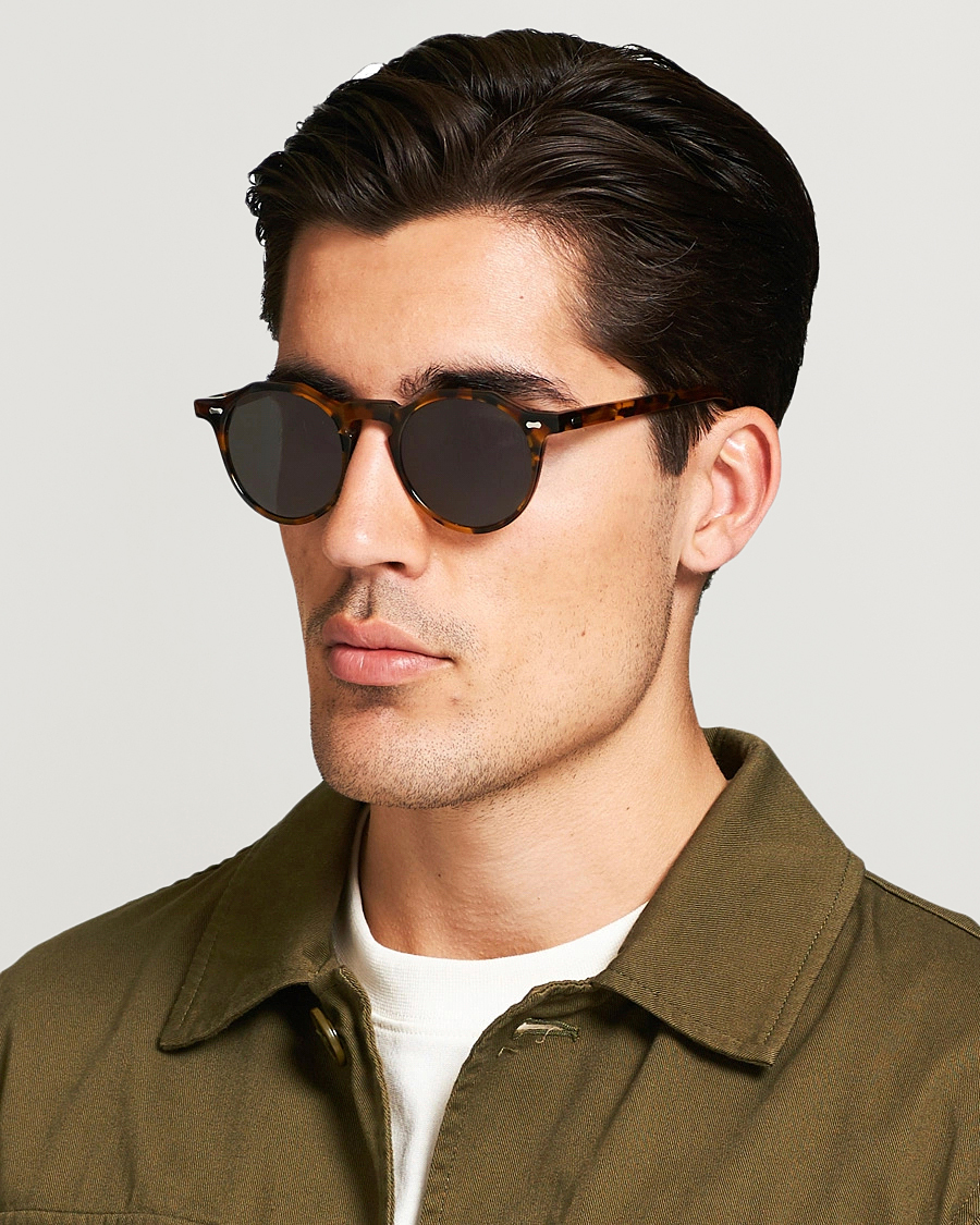Men | TBD Eyewear | TBD Eyewear | Lapel Sunglasses Amber Tortoise