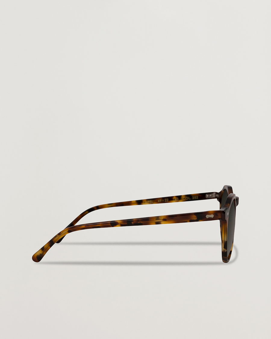 Men | Sunglasses | TBD Eyewear | Lapel Sunglasses Amber Tortoise