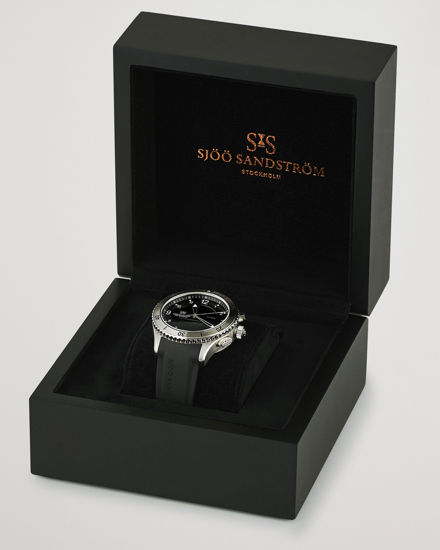 Men | Sjöö Sandström UTC Skydiver 44,2mm Black and Black Rubber | Sjöö Sandström | UTC Skydiver 44,2mm Black and Black Rubber
