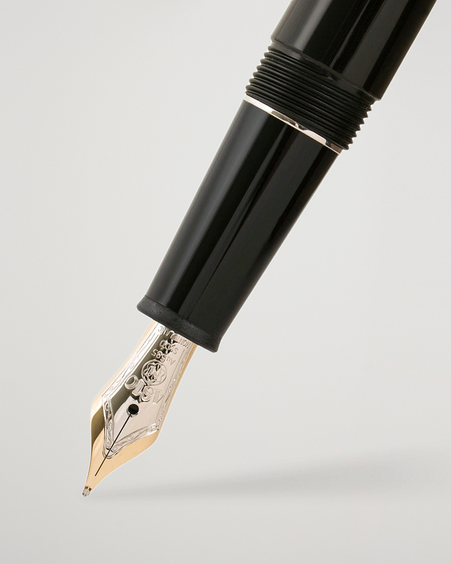 Men | Pens | Montblanc | 145 Classique Meisterstück F Fountain Pen Platinum Line