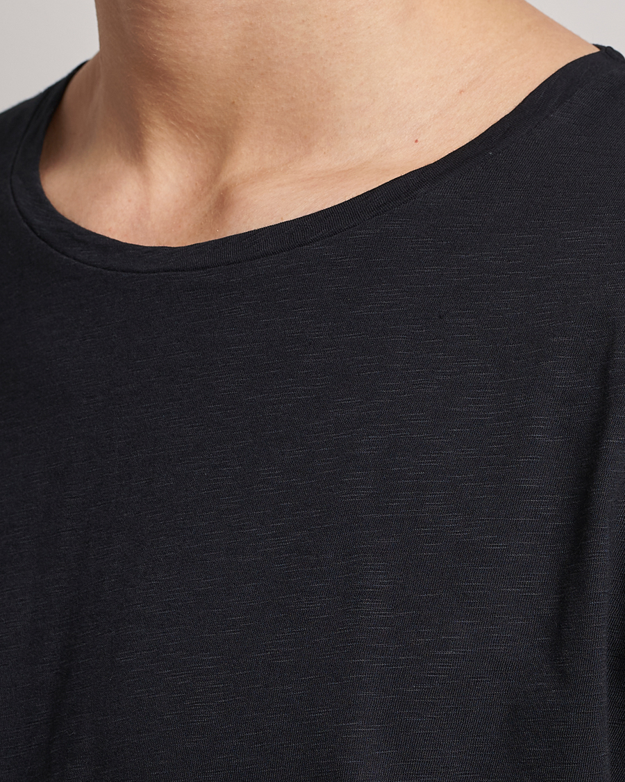 Men | T-Shirts | Nudie Jeans | Roger Slub Crew Neck Tee Black