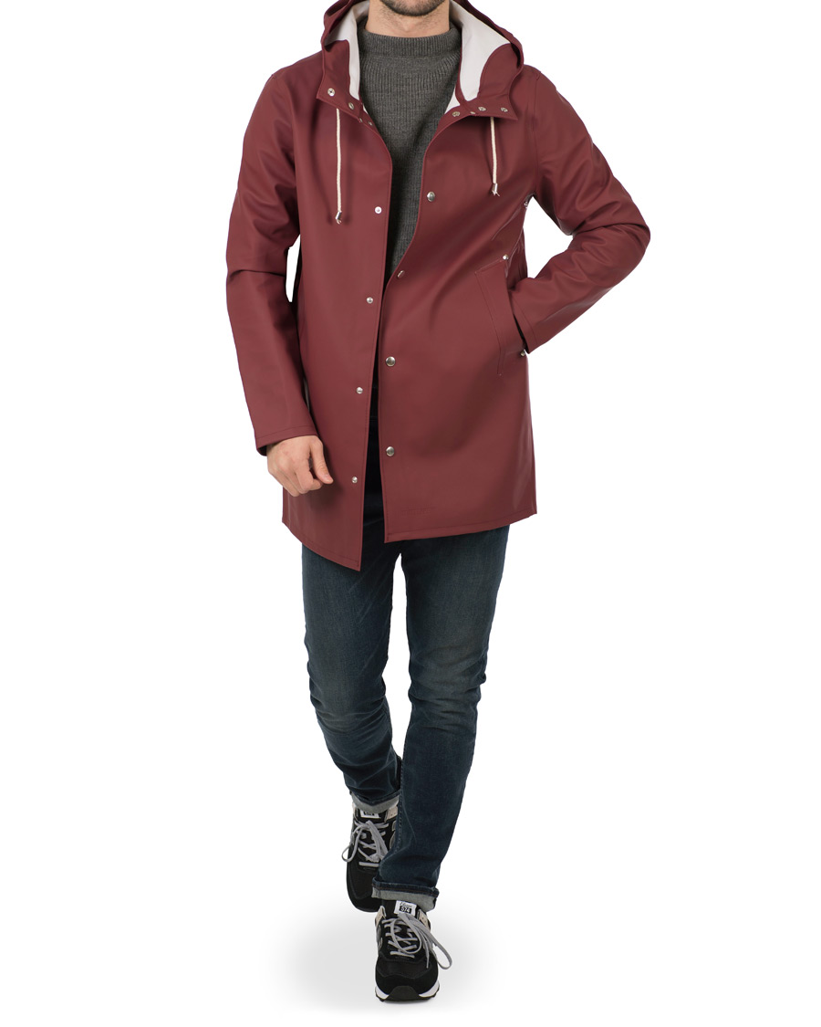 Men | Coats & Jackets | Stutterheim | Stockholm Raincoat Burgundy