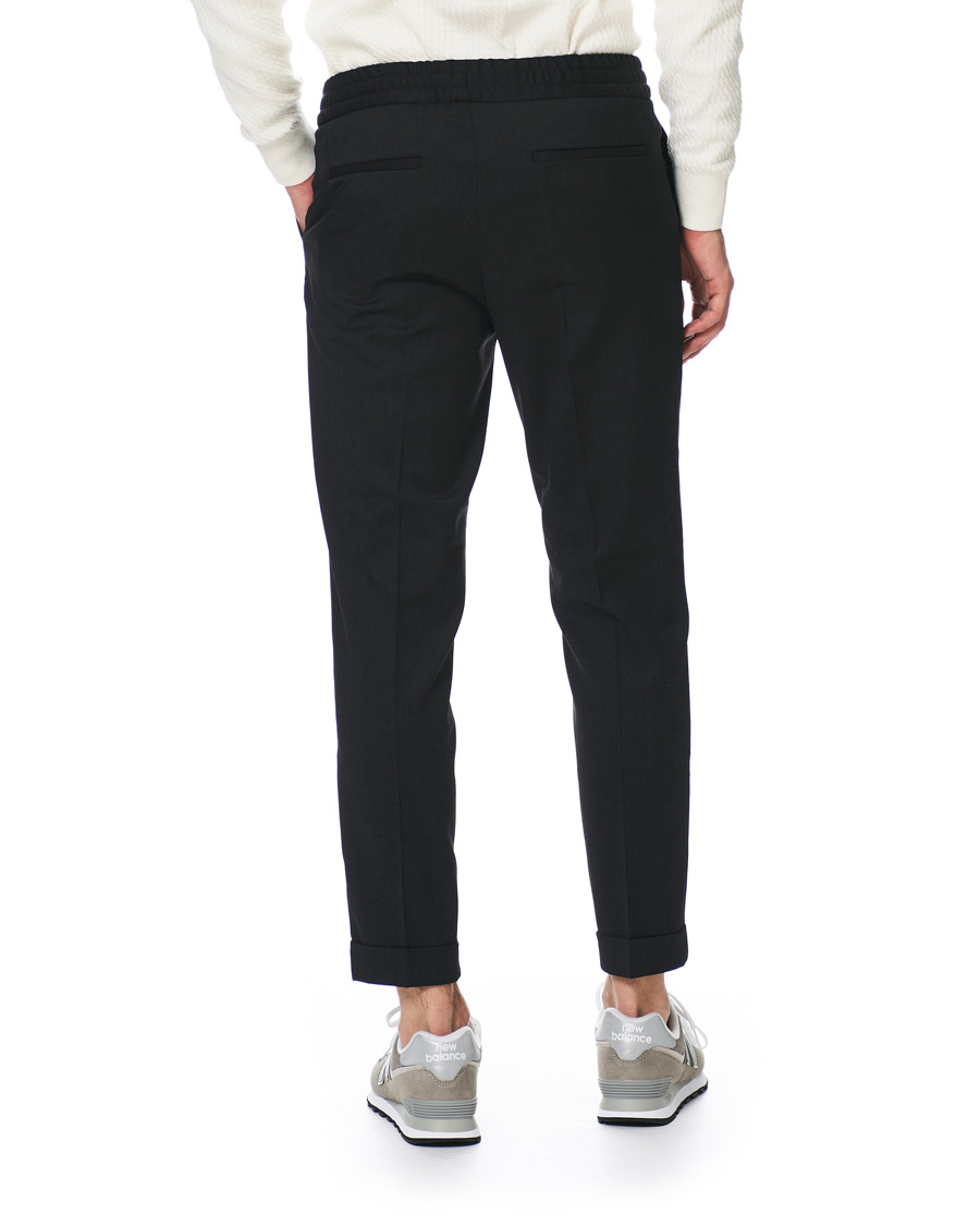 Men | Trousers | Filippa K | Terry Gabardine Cropped Turn Up Trousers Antracite