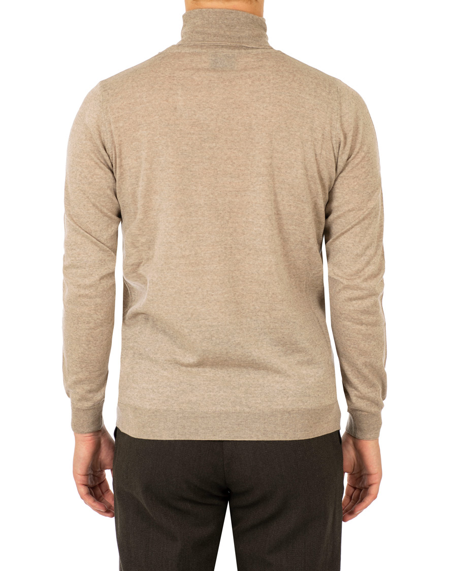 Men | Sweaters & Knitwear | Oscar Jacobson | Cole Extra Fine Merino Rollneck Beige