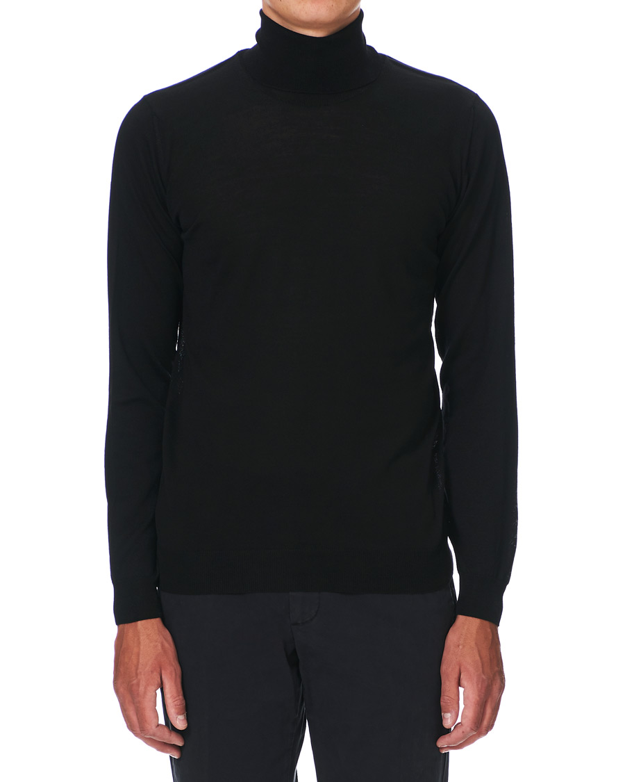 Men | Celebrate New Year's Eve in style | Oscar Jacobson | Cole Extra Fine Merino Rollneck Black