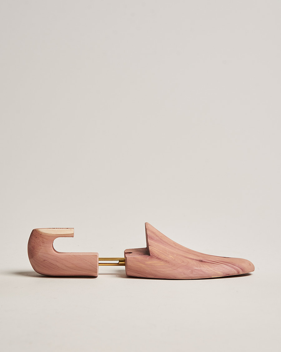 Men | Shoe Care | Loake 1880 | Cedar Wood Shoe Tree
