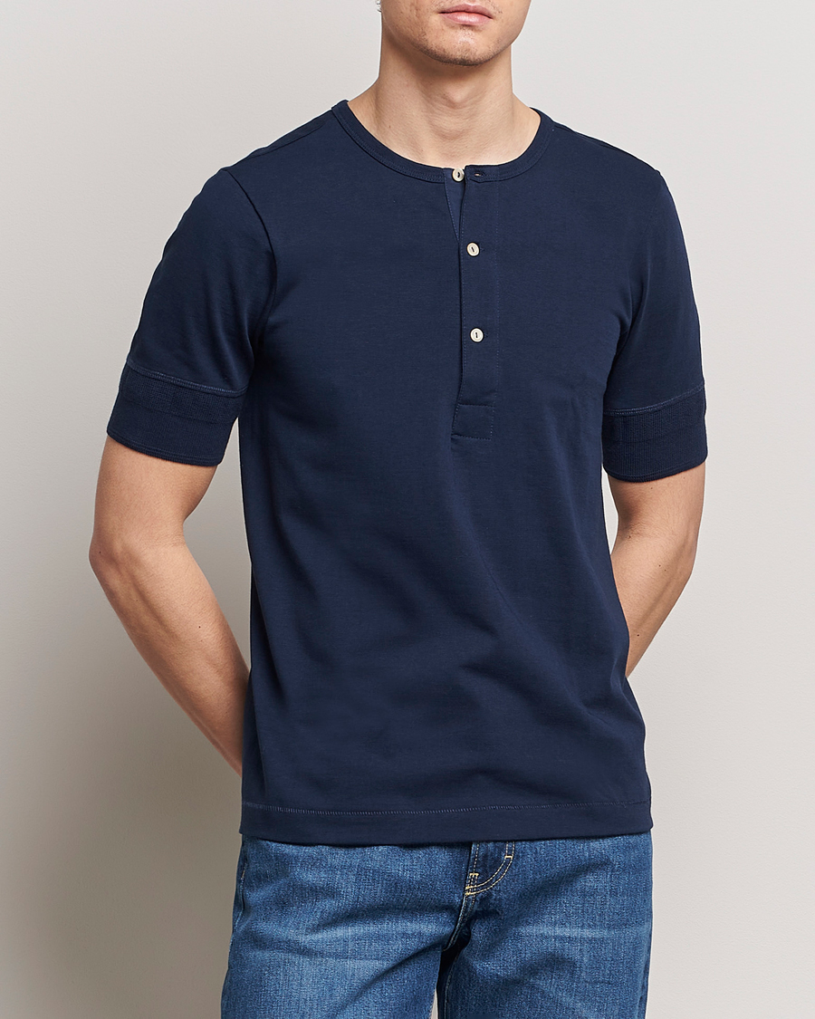 Men | Sweaters & Knitwear | Merz b. Schwanen | Short Sleeve Organic Cotton Henley Ink Blue