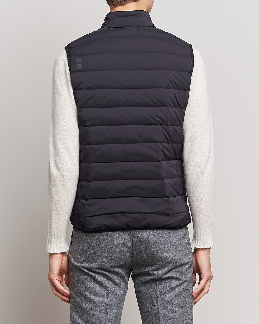 Men | Gilets | UBR | Sonic Vest Black Storm