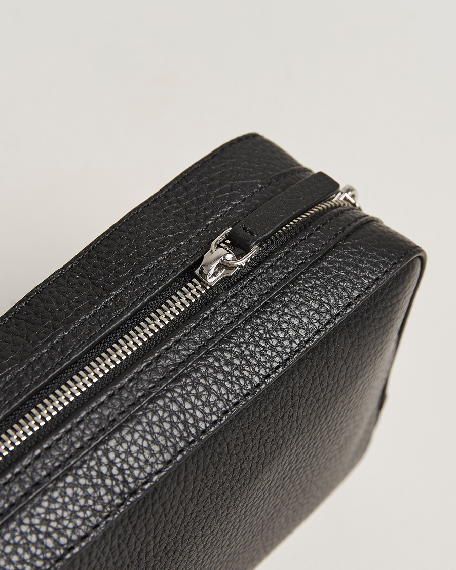 Men | Bags | Tiger of Sweden | Wes Grained Leather Toilet Bag Black