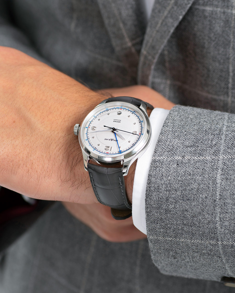 Men | Leather strap | Montblanc | Heritage Steel Automatic 40mm Silver Dial