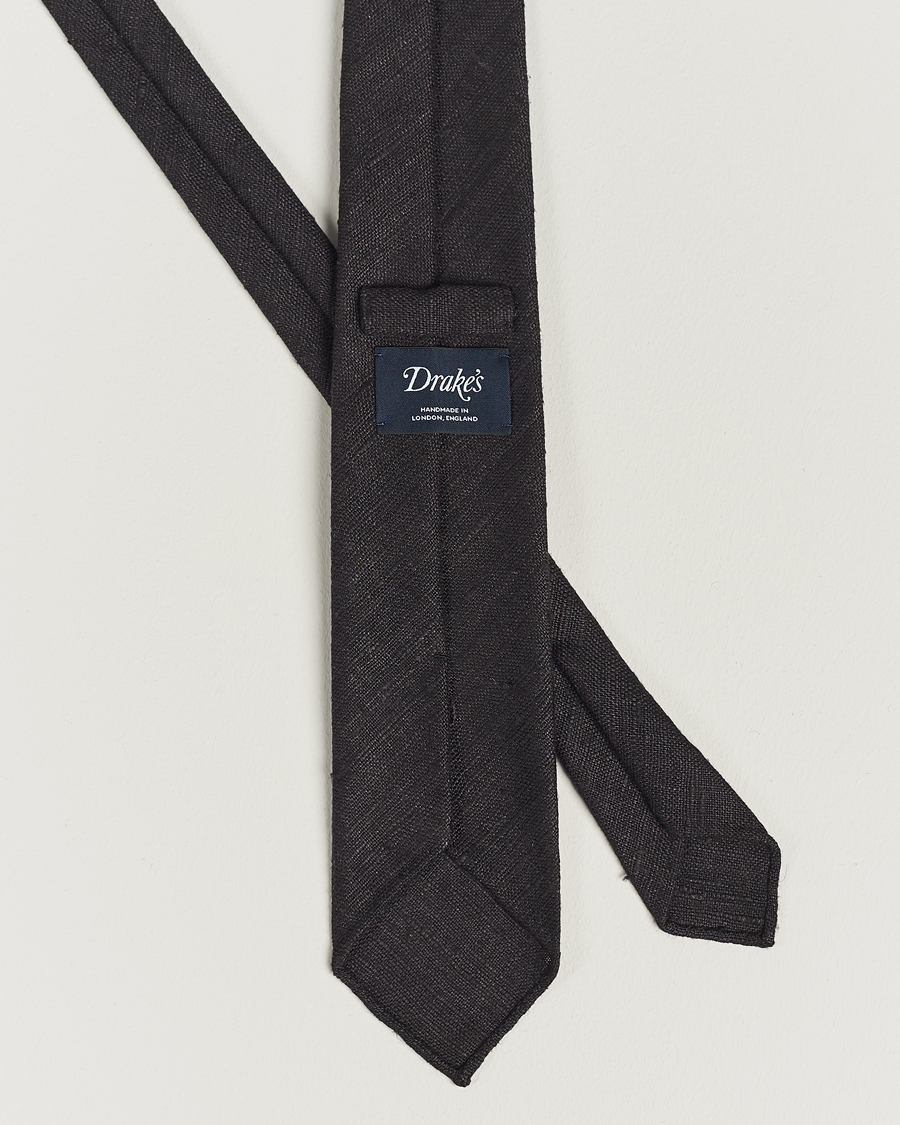 Men |  | Drake's | Tussah Silk Handrolled 8 cm Tie Black