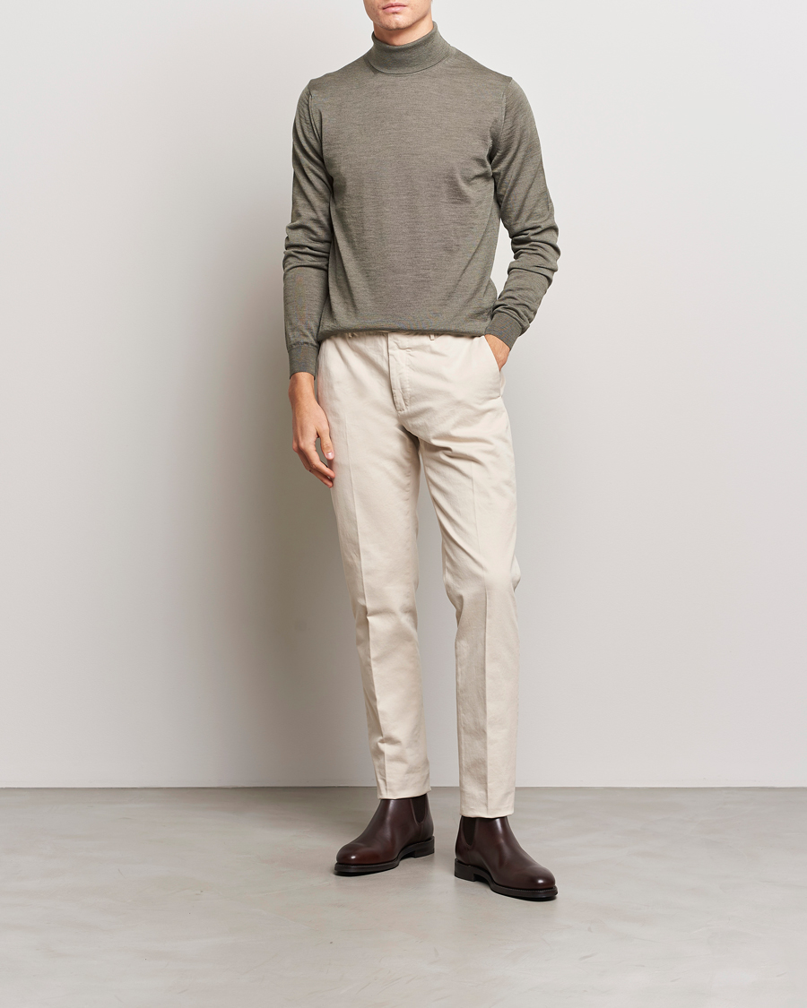 Men | Sweaters & Knitwear | Stenströms | Fine Merino Rollneck Olive
