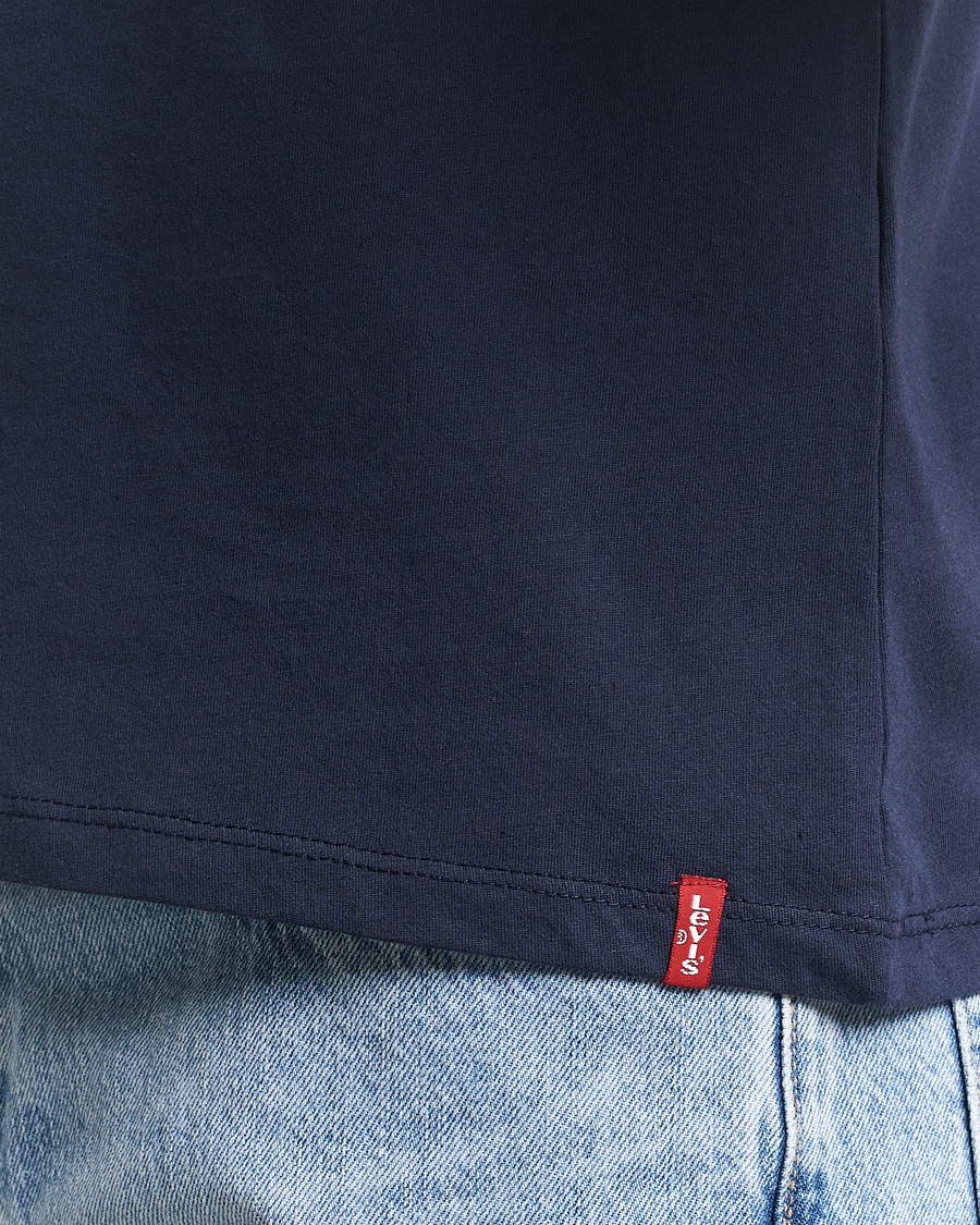 Men | T-Shirts | Levi's | 2-Pack Crew Neck T-Shirt Navy/White