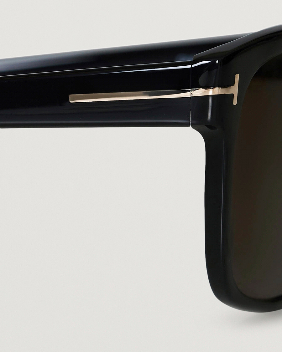 Men | Sunglasses | Tom Ford | Giulio FT0698 Sunglasses Black