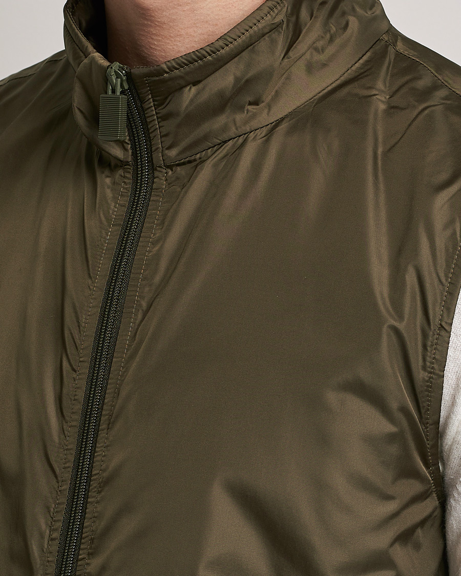 Men | Gilets | Aspesi | Vernes Nylon Gilet Dark Military
