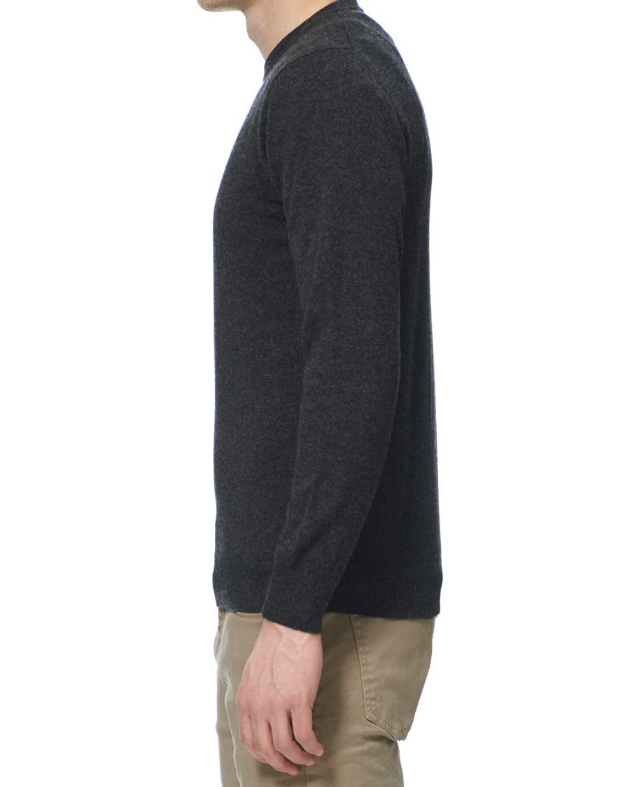 Men | Sweaters & Knitwear | Piacenza Cashmere | Cashmere Crew Neck Sweater Charcoal