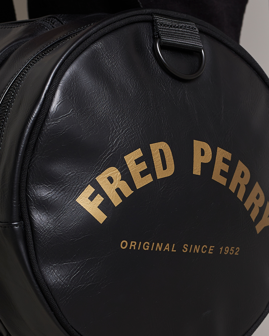 Men | Fred Perry Tonal Barrel Bag Black | Fred Perry | Tonal Barrel Bag Black