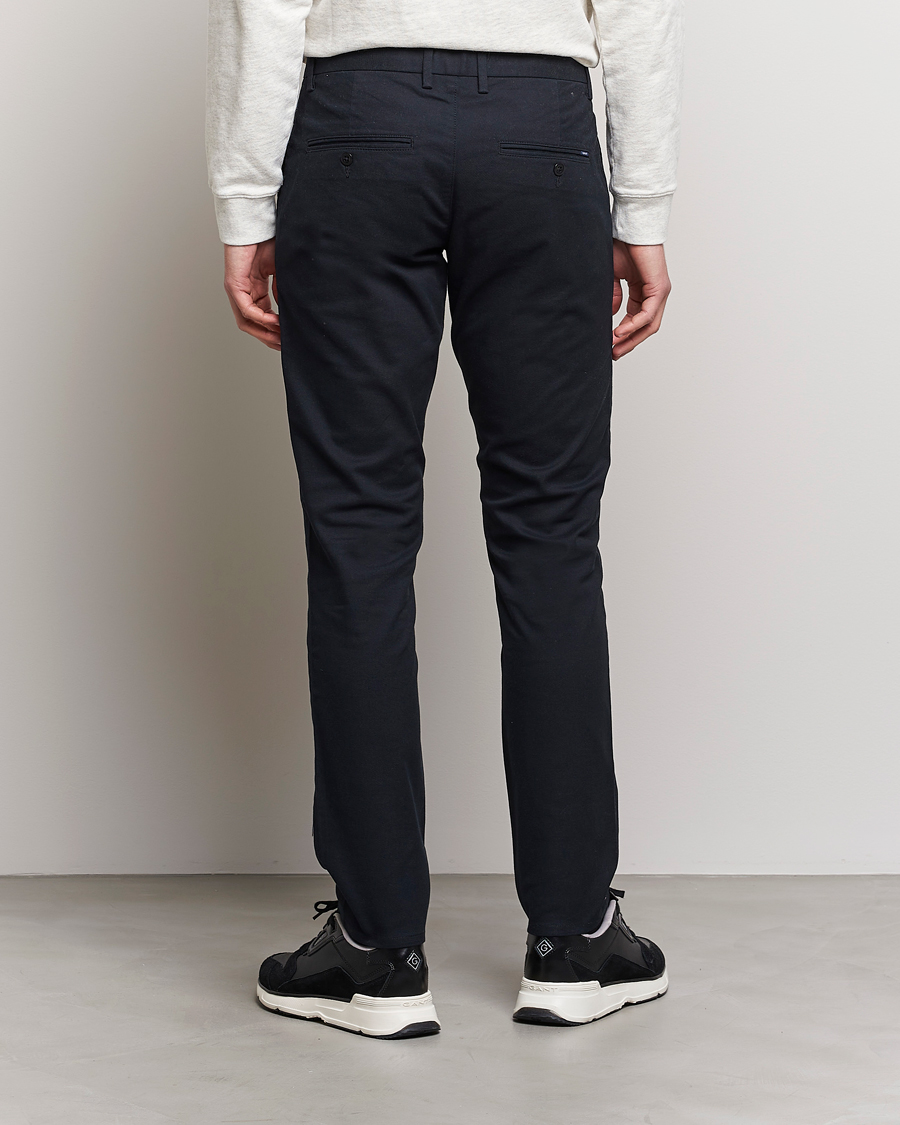 Men | Trousers | GANT | Slim Fit Tech Prep Chino Black