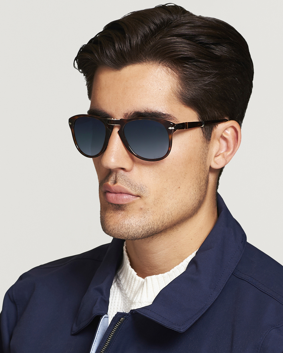 Men | D-frame Sunglasses | Persol | 0PO0714 Folding Sunglasses Havana/Blue Gradient