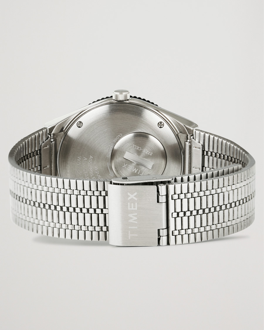 Men | Timex Q Reissue 1979 Black/Green | Timex | Q Reissue 1979 Black/Green