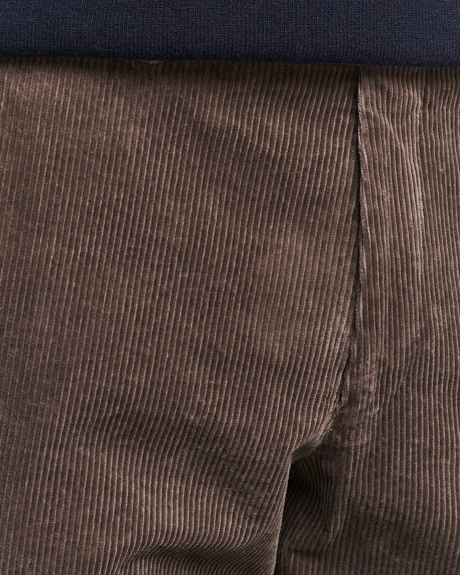 Men | Trousers | Oscar Jacobson | Denz Corduroy Trousers Nutmeg