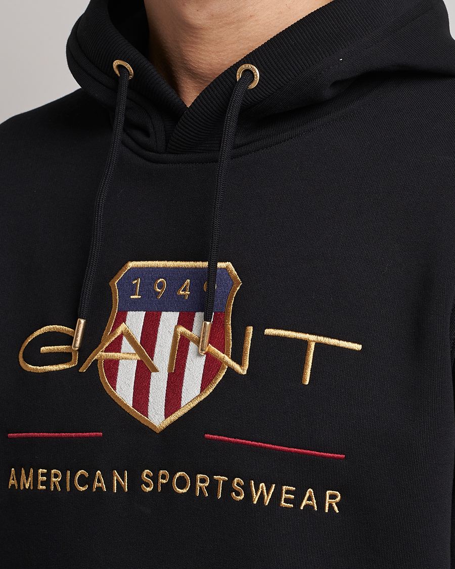Men | Sweaters & Knitwear | GANT | Archive Shield Hoodie Black