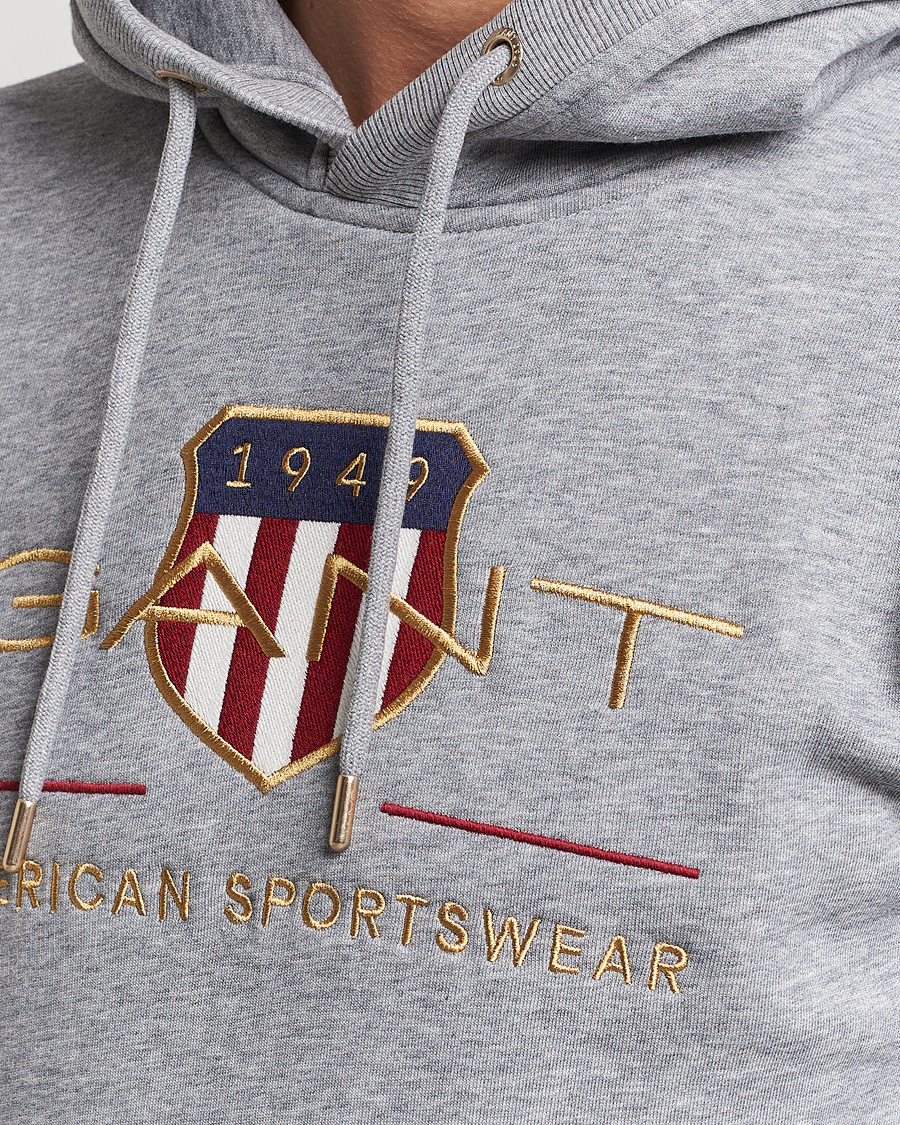 Men | Sweaters & Knitwear | GANT | Archive Shield Hoodie Grey Melange