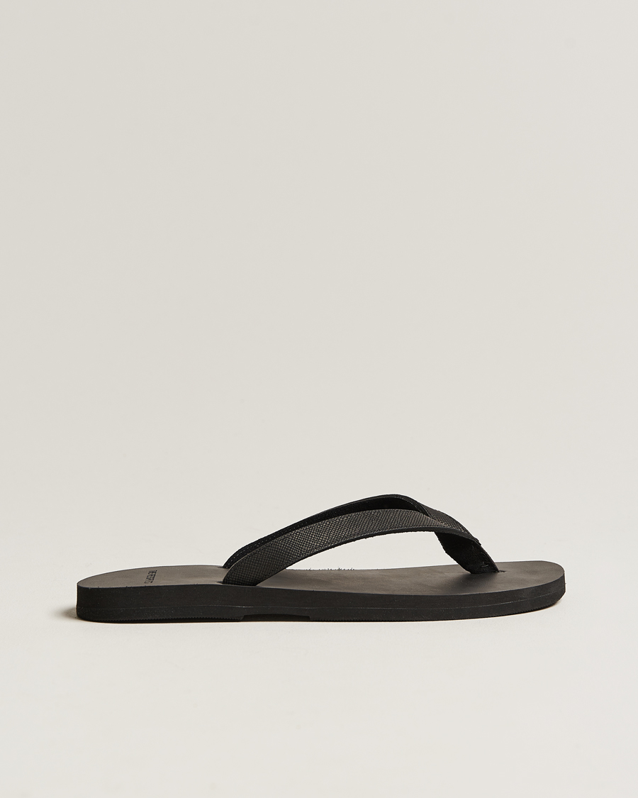 Men | The Resort Co Saffiano Leather Flip-Flop Black | The Resort Co | Saffiano Leather Flip-Flop Black