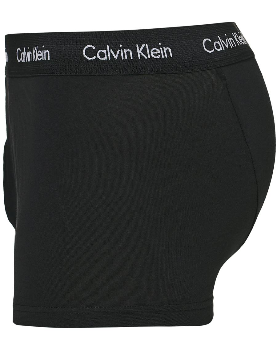 Men | Underwear & Socks | Calvin Klein | Cotton Stretch 3-Pack Low Rise Trunk Black/Coral/Grey