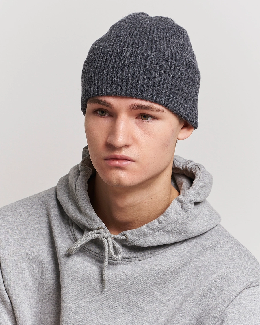 Men | Beanies | Colorful Standard | Merino Wool Beanie Lava Grey