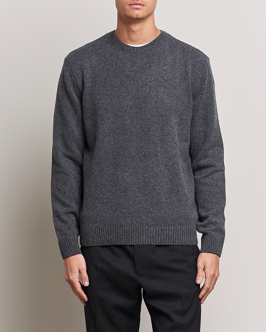 Men | Sweaters & Knitwear | Colorful Standard | Classic Merino Wool Crew Neck Lava Grey