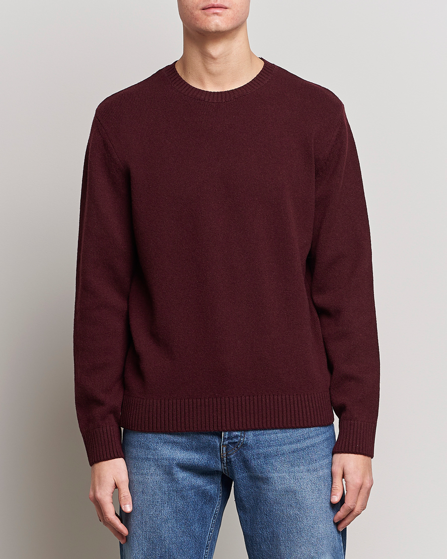 Men | Sweaters & Knitwear | Colorful Standard | Classic Merino Wool Crew Neck Oxblood Red