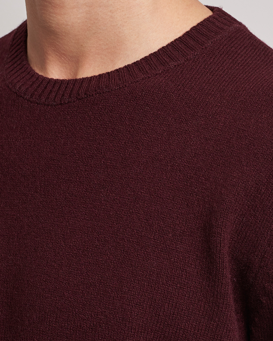 Men | Sweaters & Knitwear | Colorful Standard | Classic Merino Wool Crew Neck Oxblood Red