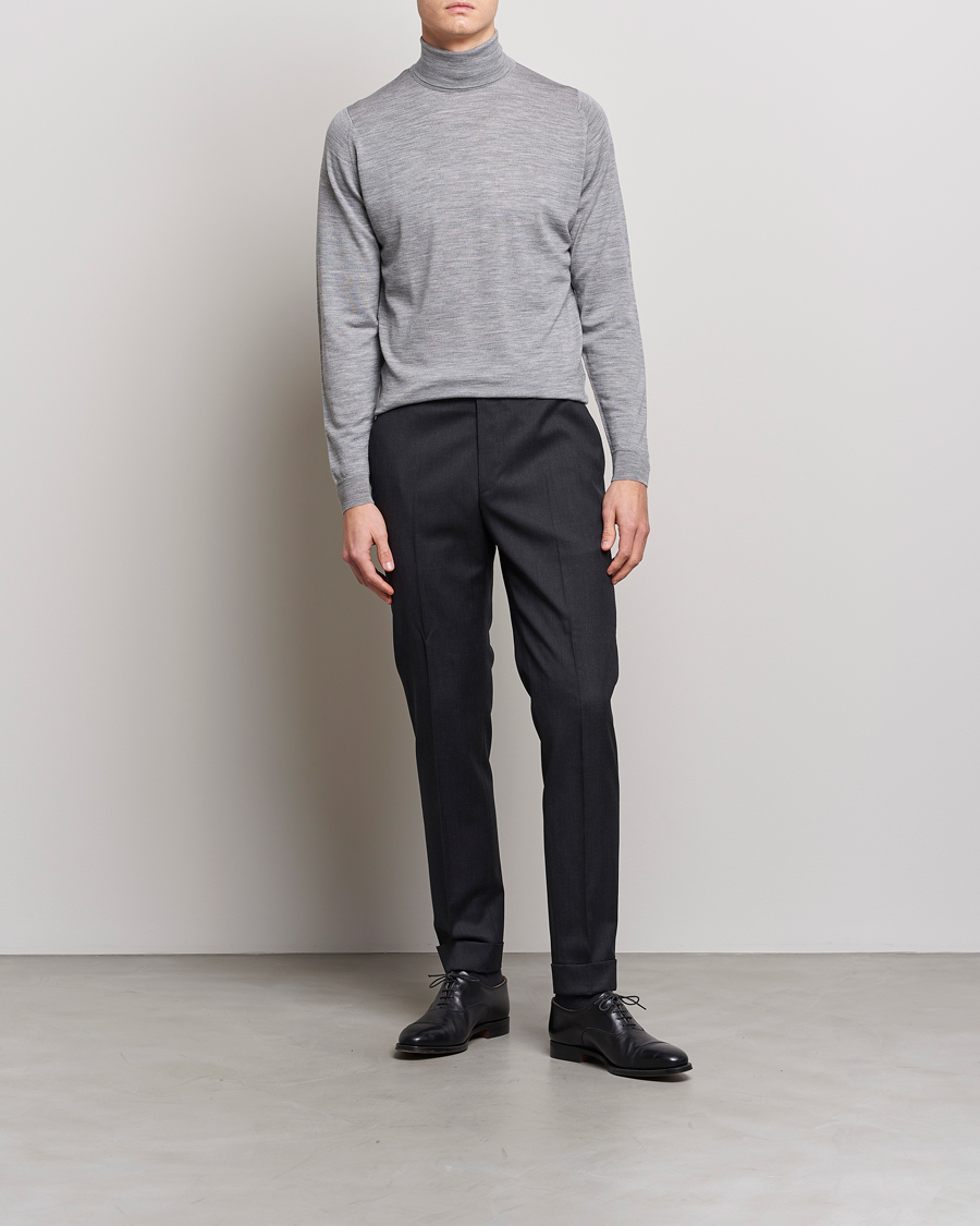 Men | Sweaters & Knitwear | John Smedley | Cherwell Extra Fine Merino Rollneck Silver