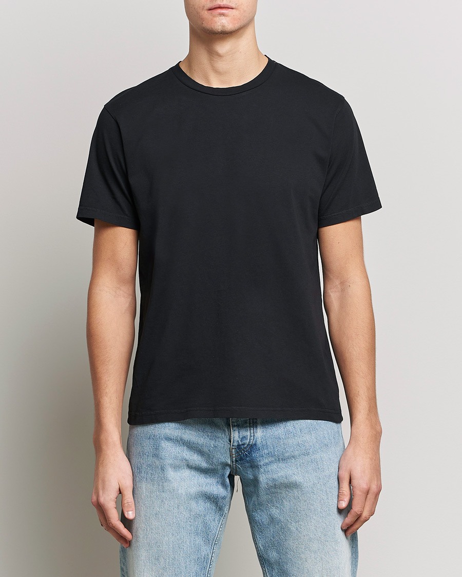 Men |  | Colorful Standard | Classic Organic T-Shirt Deep Black