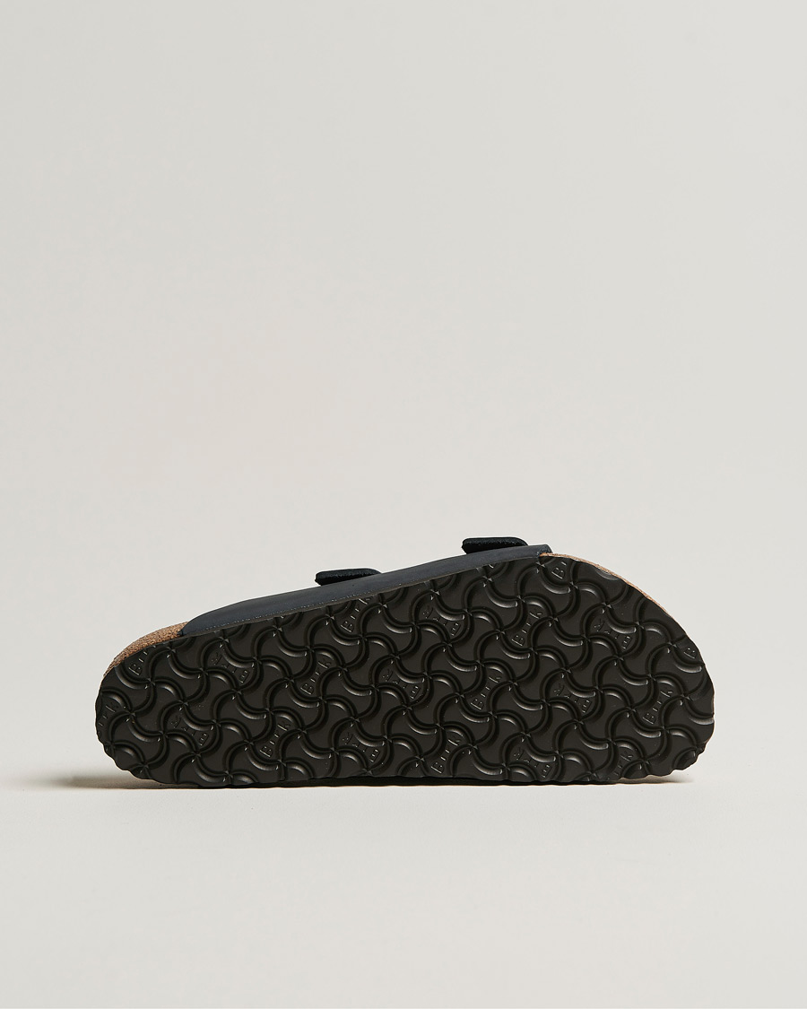 Men | Sandals & Slides | BIRKENSTOCK | Arizona Classic Footbed Black Oiled Leather