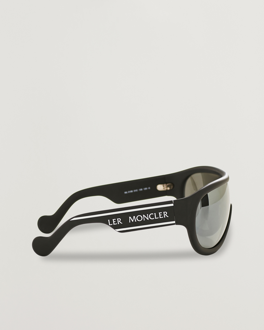 Men | Moncler Lunettes ML0106 Sunglasses Matte Black | Moncler Lunettes | ML0106 Sunglasses Matte Black