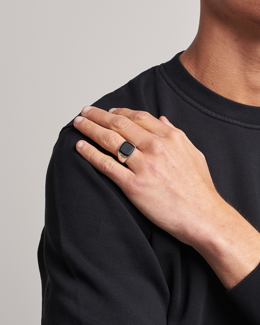Men | For the Connoisseur | Tom Wood | Cushion Black Onyx Ring Silver