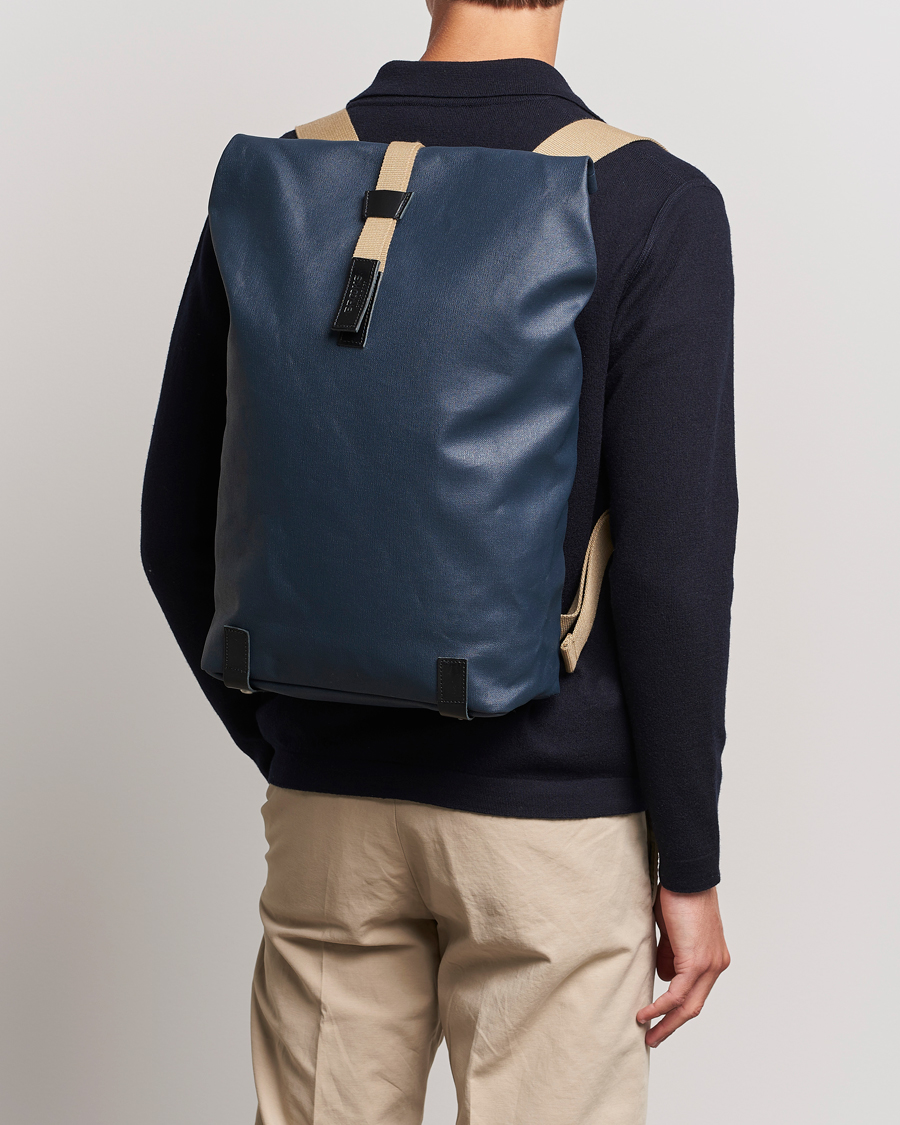 Men | Bags | Brooks England | Pickwick Cotton Canvas 26L Backpack Dark Blue/Black