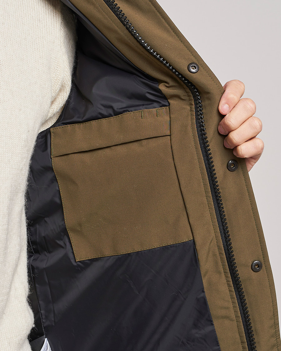 Men | Coats & Jackets | Canada Goose | Garson Vest Military Green