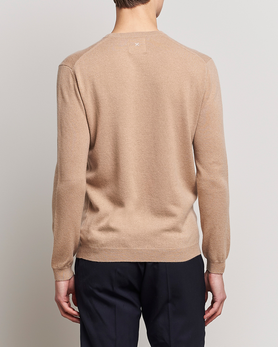 Men | Sweaters & Knitwear | People's Republic of Cashmere | Cashmere Roundneck Camel