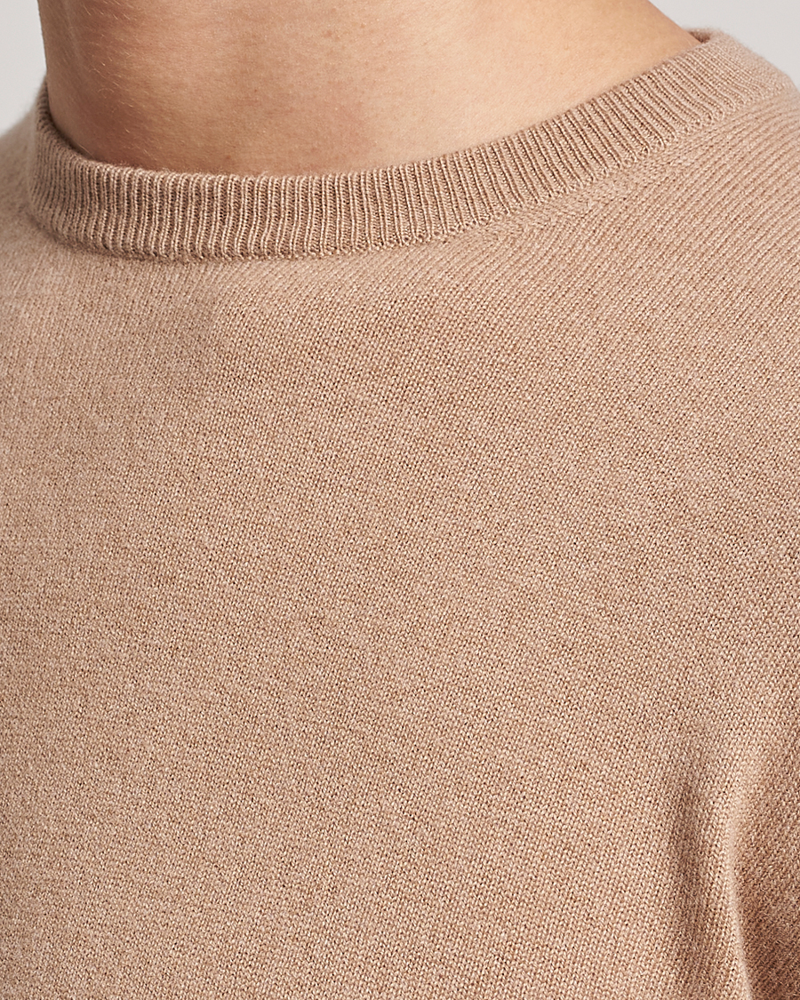 Men | Sweaters & Knitwear | People's Republic of Cashmere | Cashmere Roundneck Camel