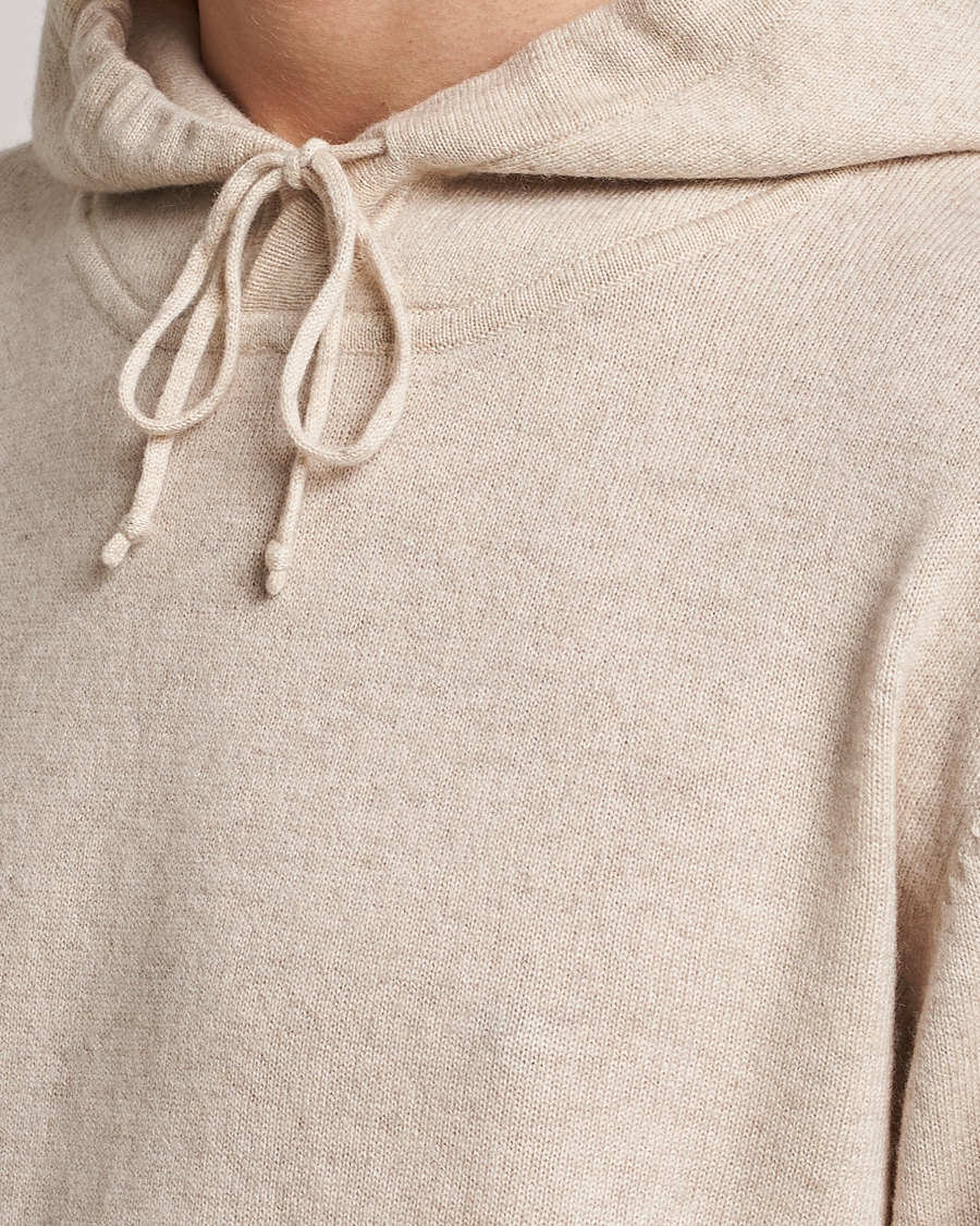 Men | Sweaters & Knitwear | People's Republic of Cashmere | Cashmere Hoodie Oatmilk