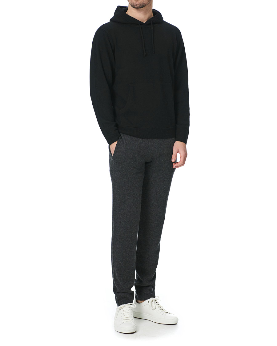 Men | Trousers | People's Republic of Cashmere | Cashmere Sweatpants Dark Grey