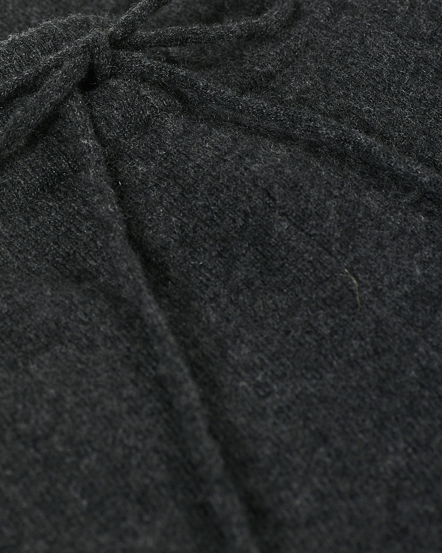 Men | Trousers | People's Republic of Cashmere | Cashmere Sweatpants Dark Grey