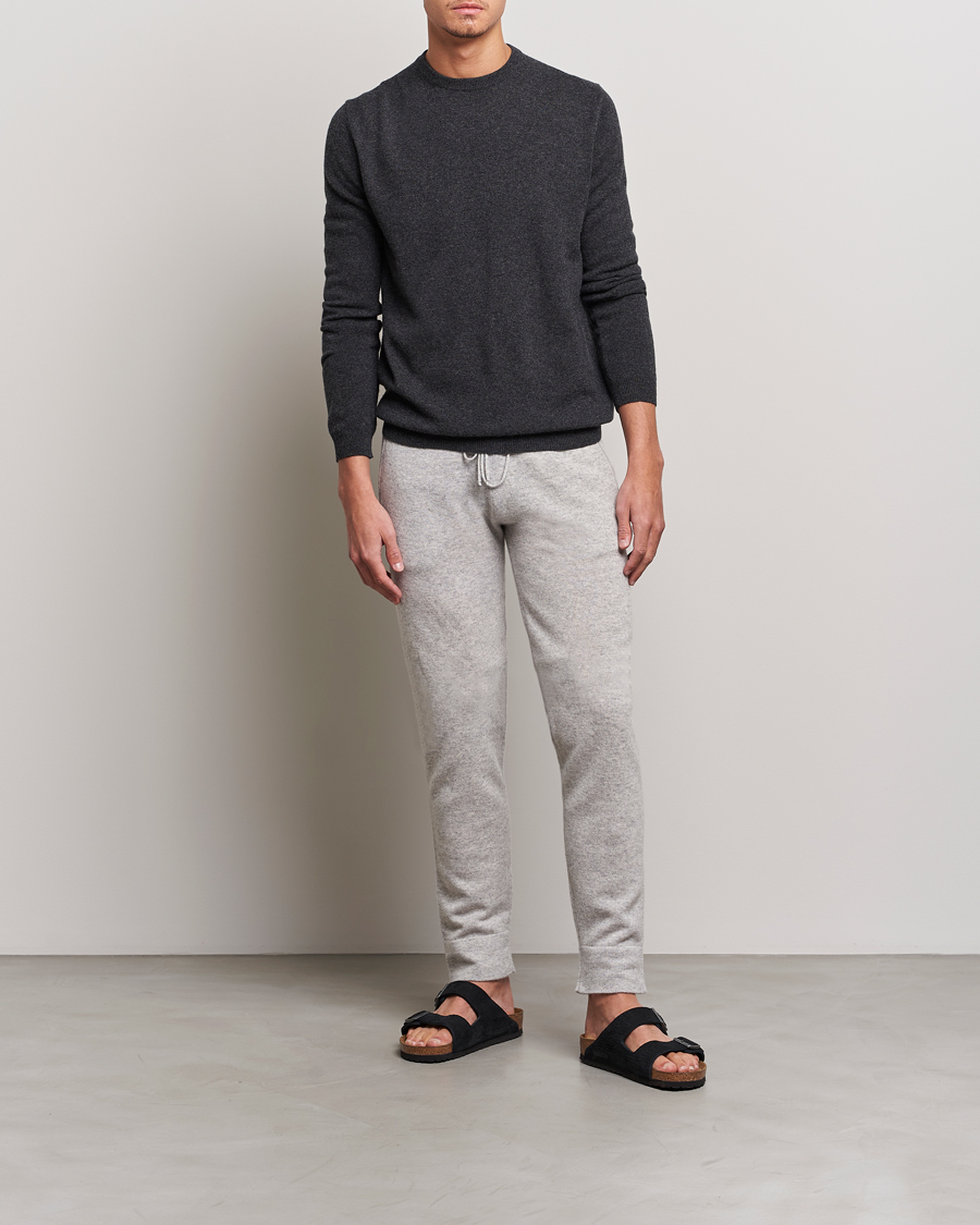Men | Trousers | People's Republic of Cashmere | Cashmere Sweatpants Ash Grey