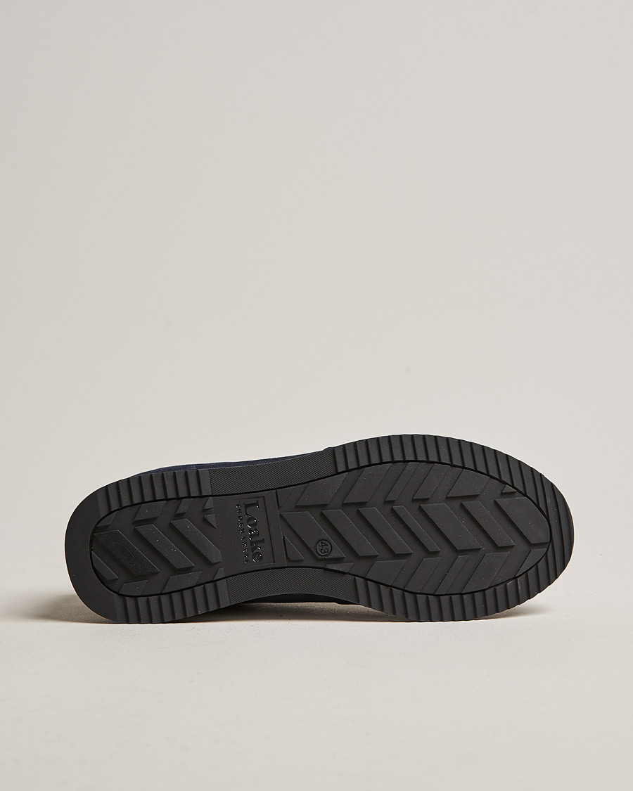 Men | Sneakers | Loake Shoemakers | Bannister Running Sneaker Navy Suede