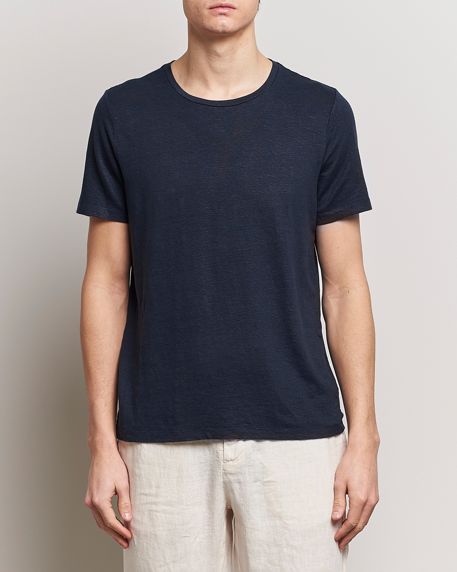 Herr | Kortärmade t-shirts | Oscar Jacobson | Kyran Linen T-Shirt Navy